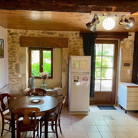 La Vieille Ferme: superbe complexe de 3 gîtes en pierre avec Piscine au coeur du Périgord Noir Saint-Genies Extérieur photo
