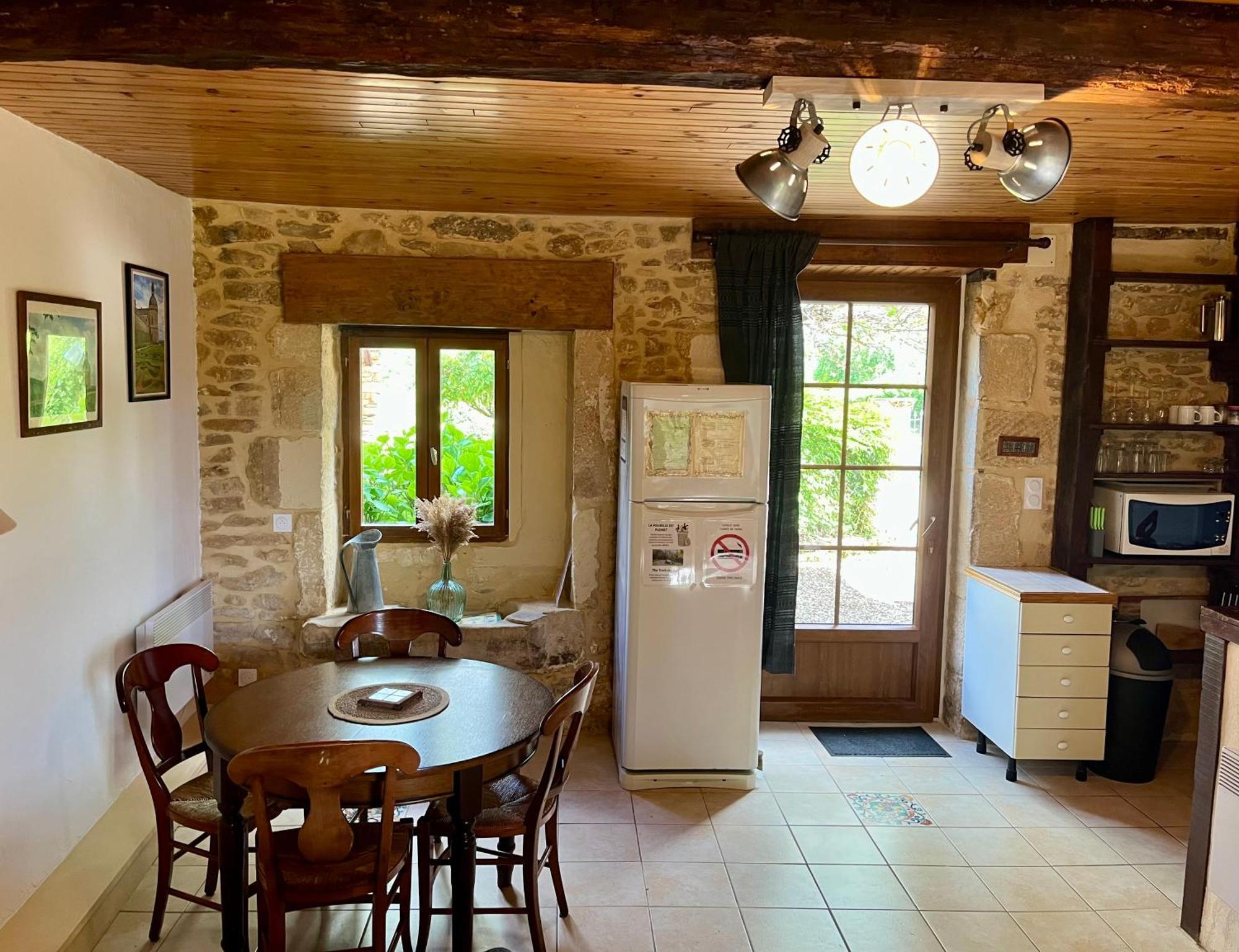 La Vieille Ferme: superbe complexe de 3 gîtes en pierre avec Piscine au coeur du Périgord Noir Saint-Genies Extérieur photo